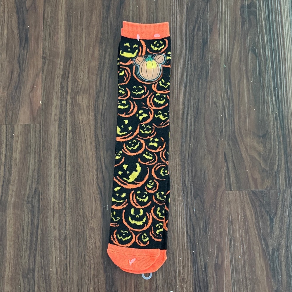 4/$45 Disney Mickey Pumpkin Adult Halloween Socks Light Up SZ 4-6 Orange Black